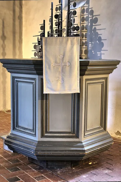 Die Kanzel